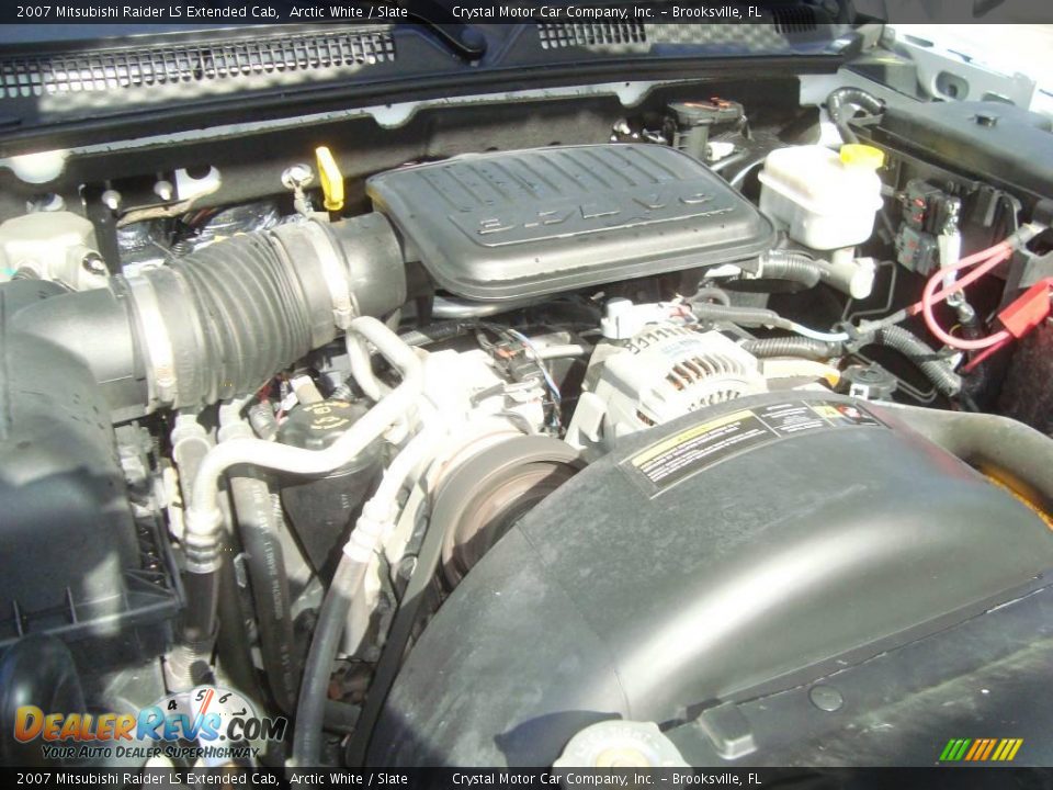 2007 Mitsubishi Raider LS Extended Cab Arctic White / Slate Photo #15