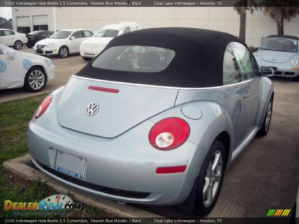 2009 Volkswagen New Beetle 2.5 Convertible Heaven Blue Metallic / Black Photo #3