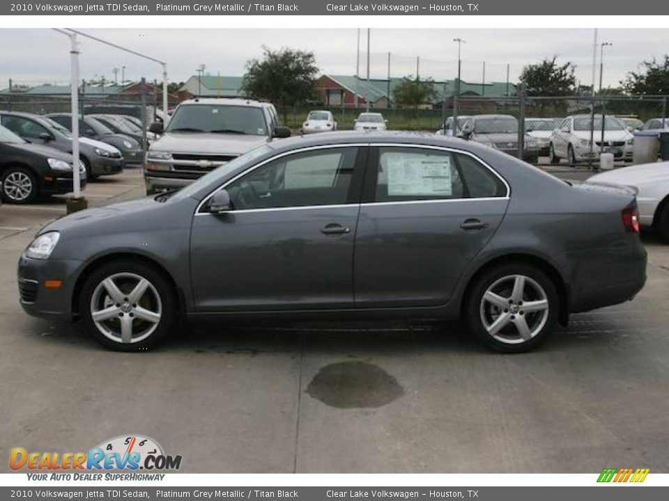 2010 Volkswagen Jetta TDI Sedan Platinum Grey Metallic / Titan Black Photo #2