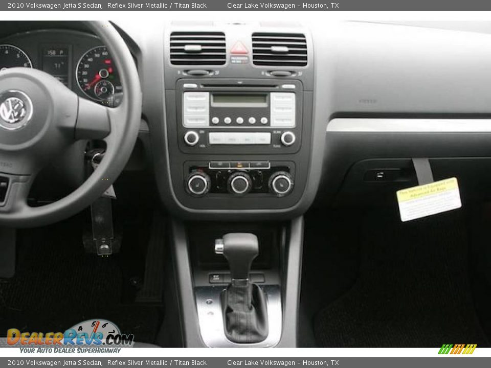 2010 Volkswagen Jetta S Sedan Reflex Silver Metallic / Titan Black Photo #5