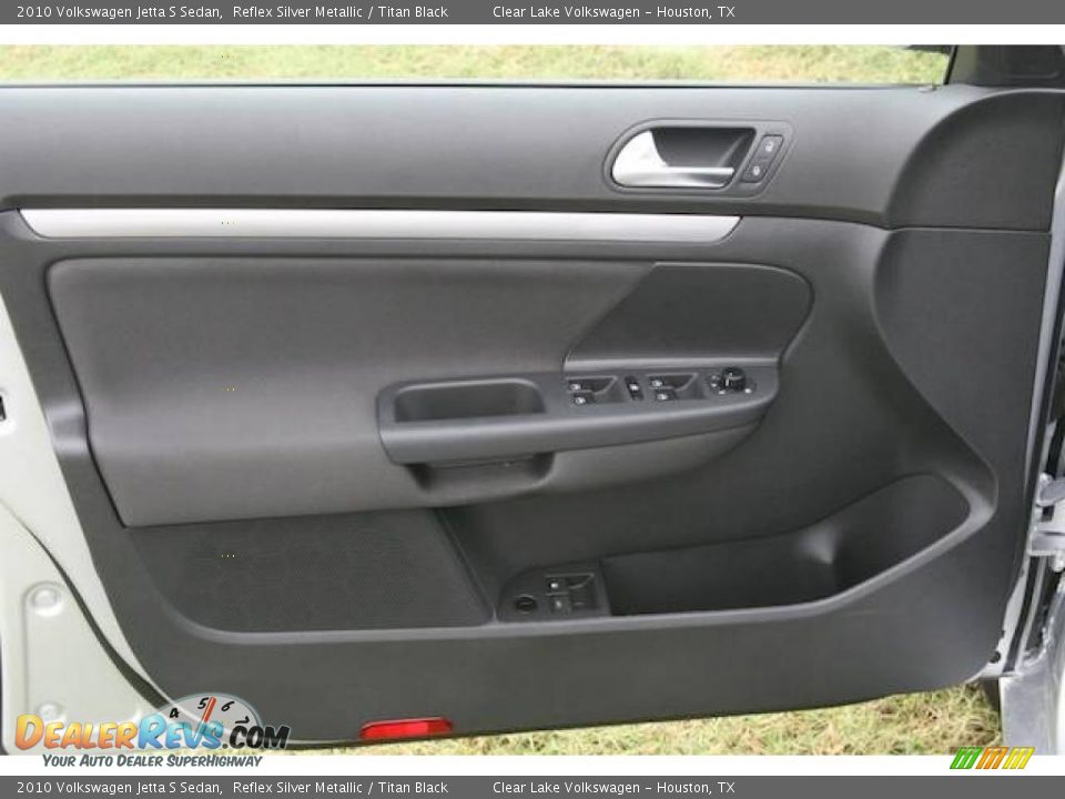 2010 Volkswagen Jetta S Sedan Reflex Silver Metallic / Titan Black Photo #13