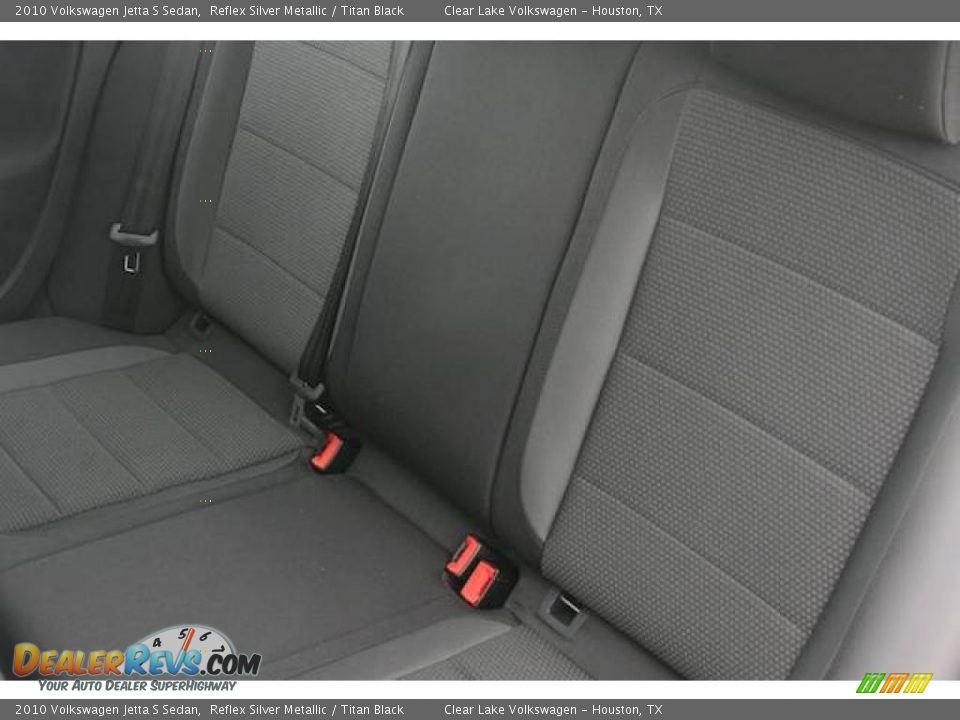 2010 Volkswagen Jetta S Sedan Reflex Silver Metallic / Titan Black Photo #17
