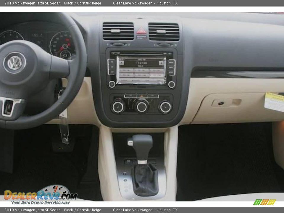 2010 Volkswagen Jetta SE Sedan Black / Cornsilk Beige Photo #20