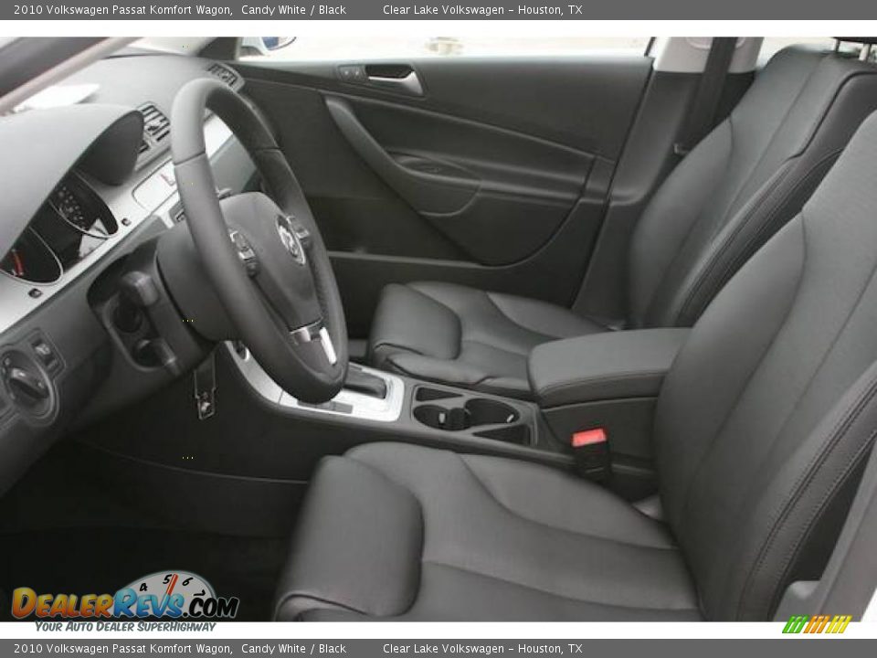 2010 Volkswagen Passat Komfort Wagon Candy White / Black Photo #4