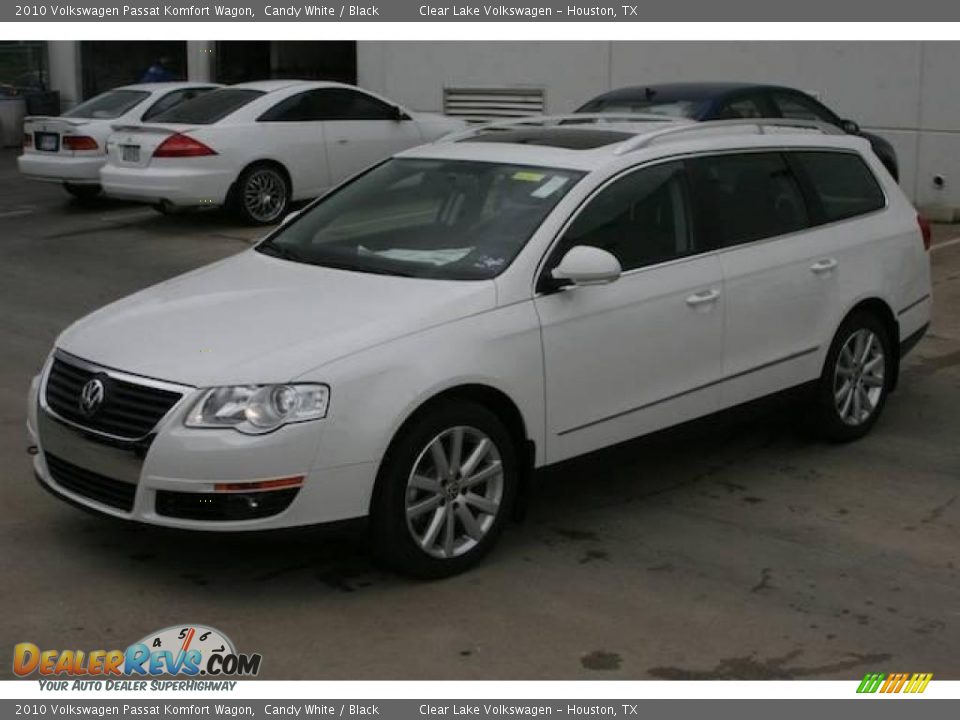 2010 Volkswagen Passat Komfort Wagon Candy White / Black Photo #11