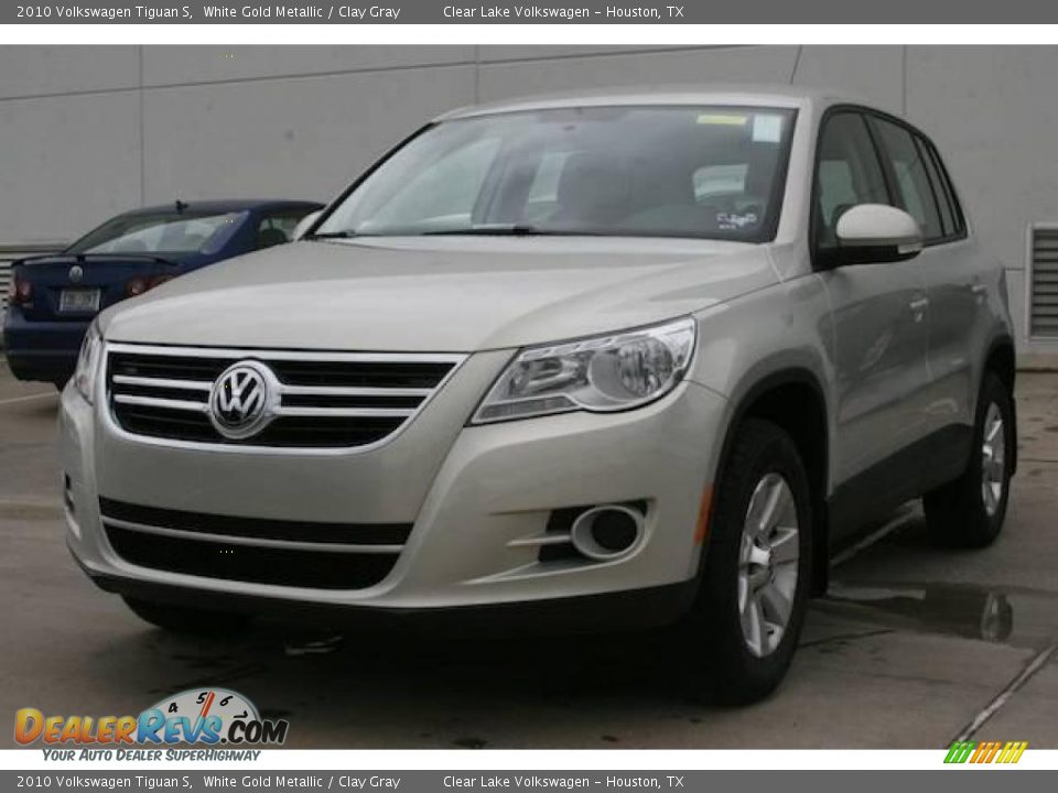 2010 Volkswagen Tiguan S White Gold Metallic / Clay Gray Photo #1