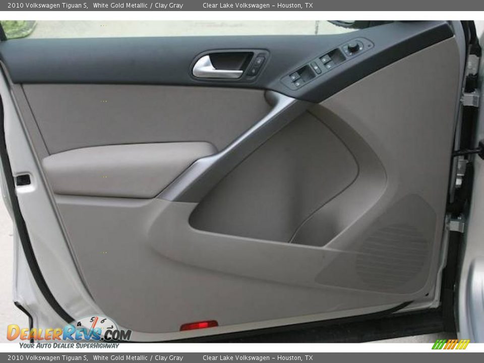 2010 Volkswagen Tiguan S White Gold Metallic / Clay Gray Photo #12