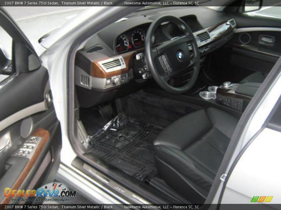 2007 BMW 7 Series 750i Sedan Titanium Silver Metallic / Black Photo #4