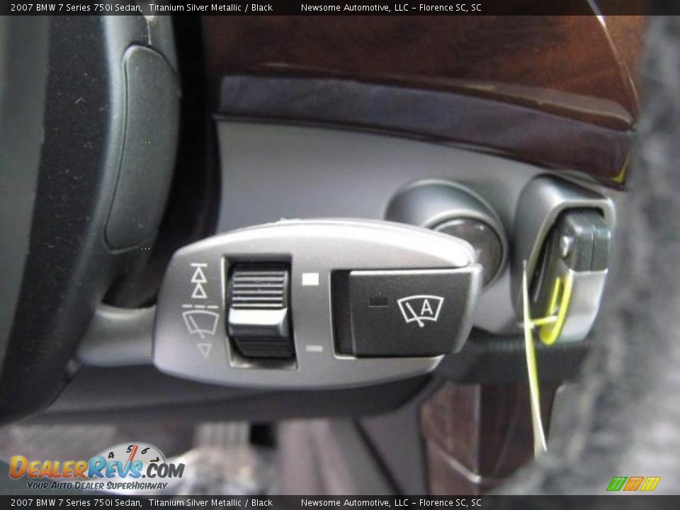 2007 BMW 7 Series 750i Sedan Titanium Silver Metallic / Black Photo #11
