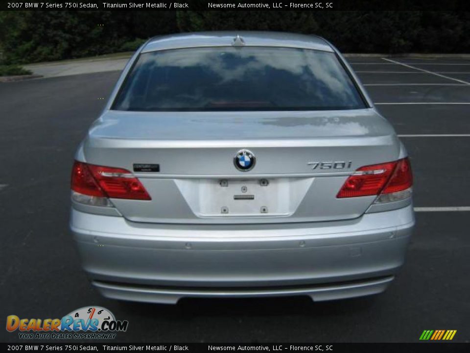2007 BMW 7 Series 750i Sedan Titanium Silver Metallic / Black Photo #26