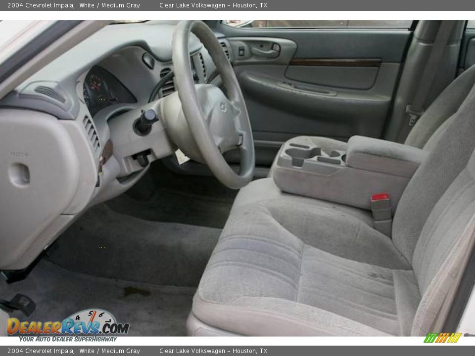 2004 Chevrolet Impala White / Medium Gray Photo #5