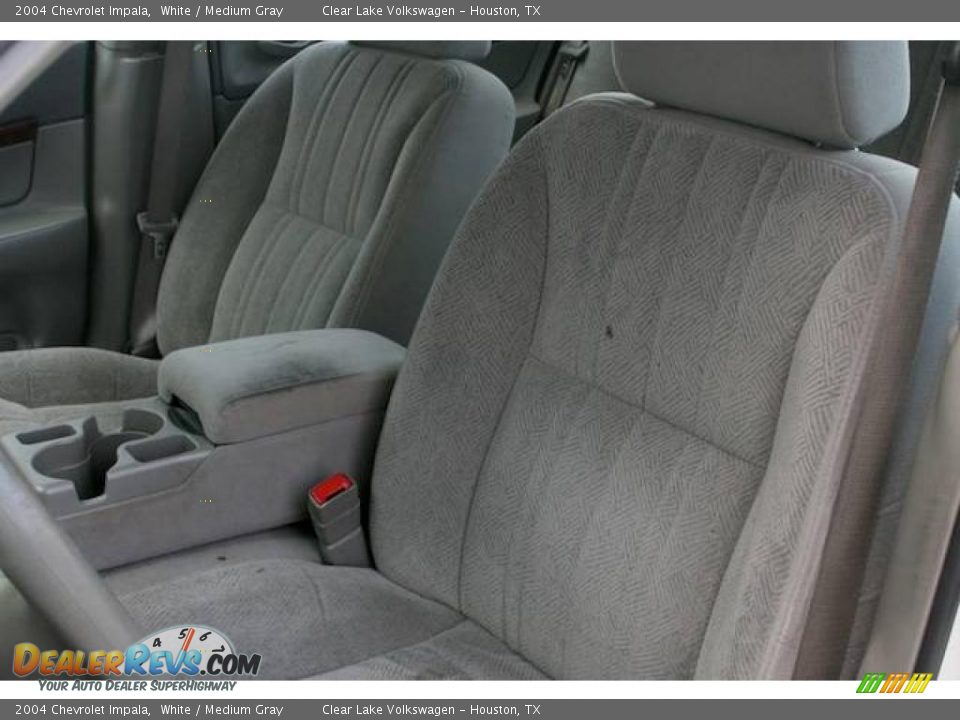 2004 Chevrolet Impala White / Medium Gray Photo #7