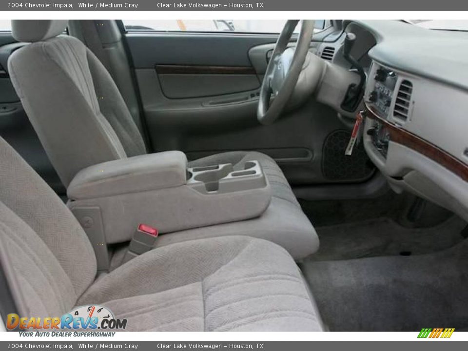 2004 Chevrolet Impala White / Medium Gray Photo #16