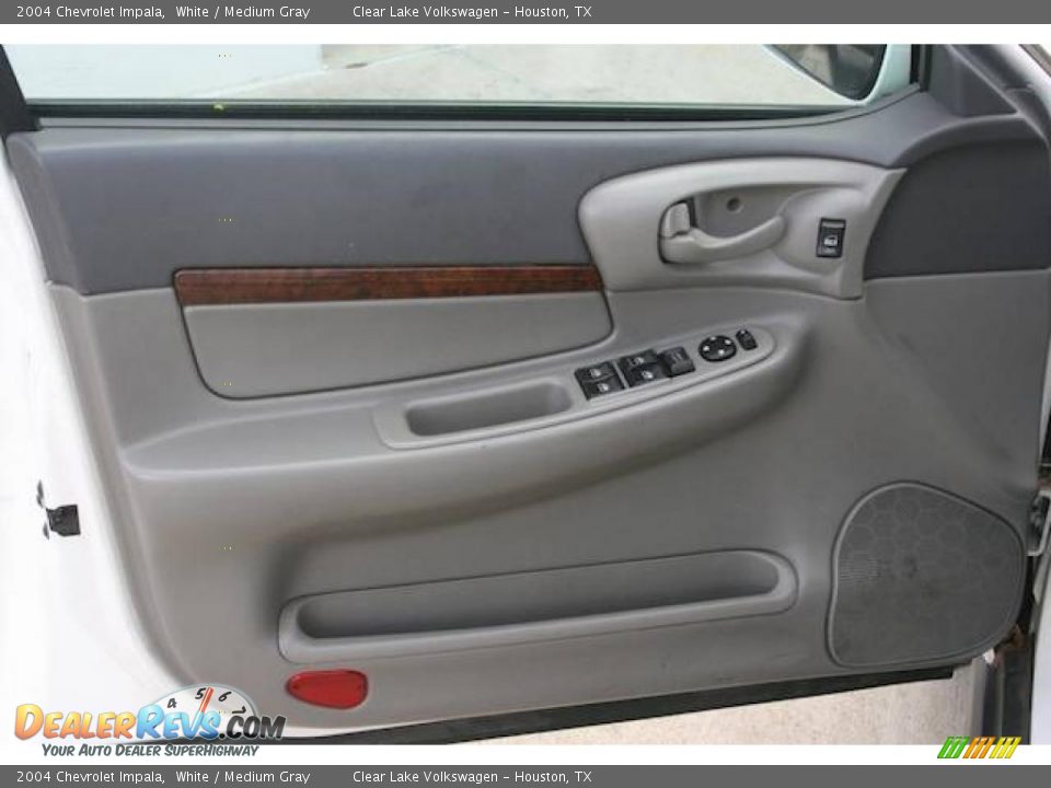 2004 Chevrolet Impala White / Medium Gray Photo #19