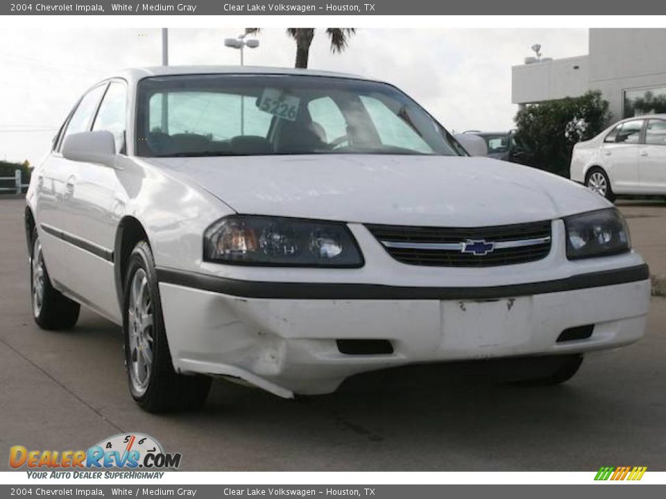 2004 Chevrolet Impala White / Medium Gray Photo #22