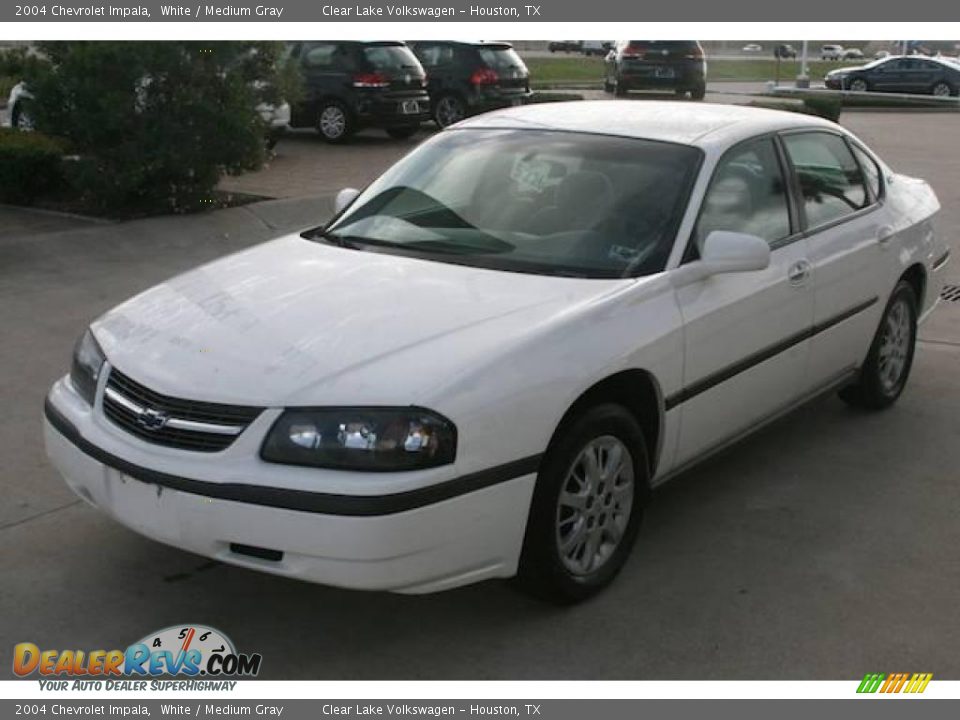 2004 Chevrolet Impala White / Medium Gray Photo #35
