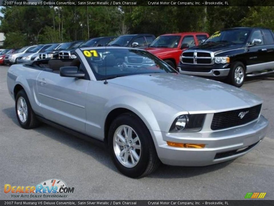 2007 Ford Mustang V6 Deluxe Convertible Satin Silver Metallic / Dark Charcoal Photo #10
