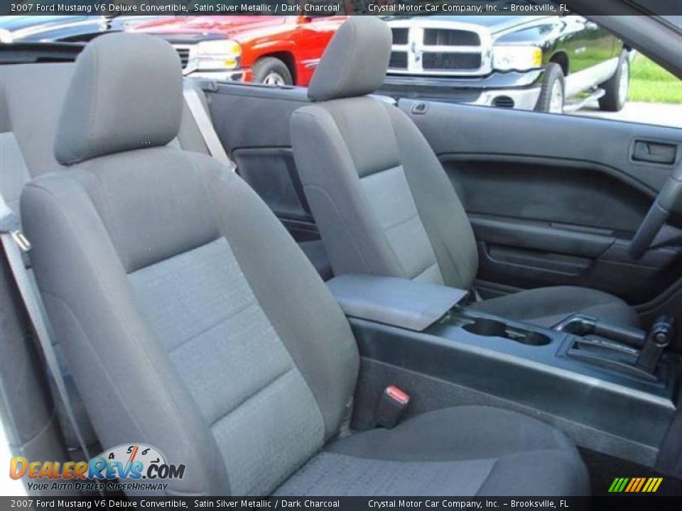 2007 Ford Mustang V6 Deluxe Convertible Satin Silver Metallic / Dark Charcoal Photo #11