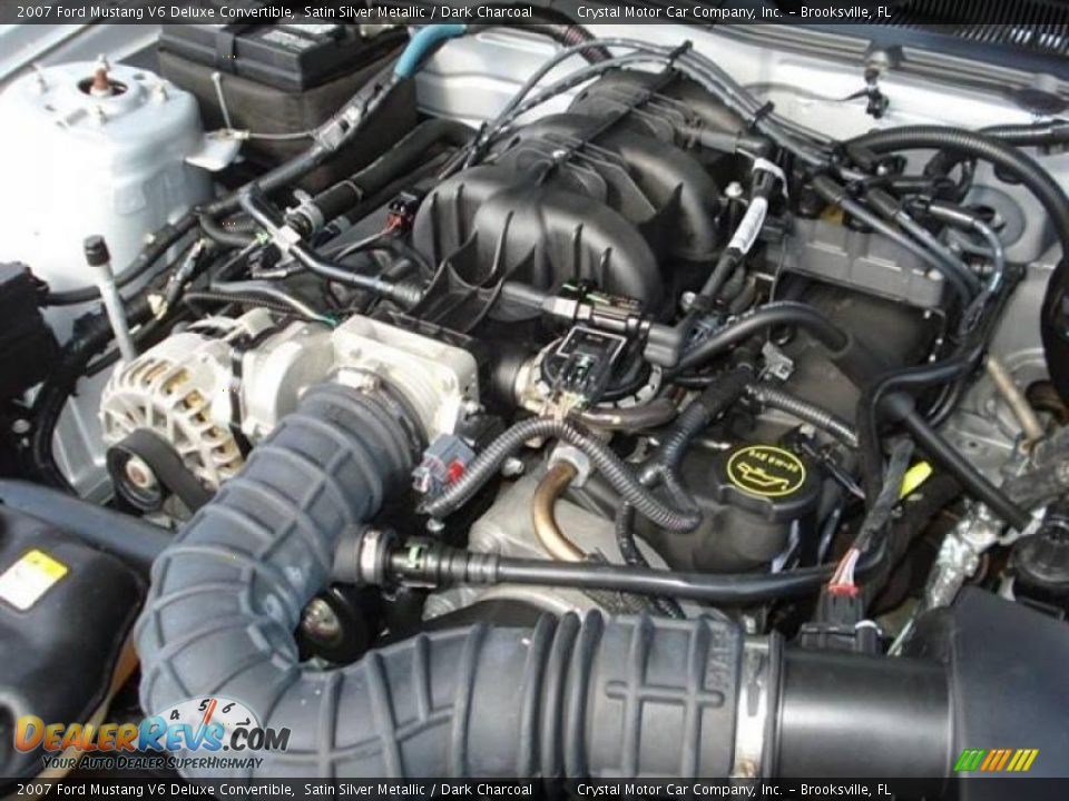 2007 Ford Mustang V6 Deluxe Convertible Satin Silver Metallic / Dark Charcoal Photo #15