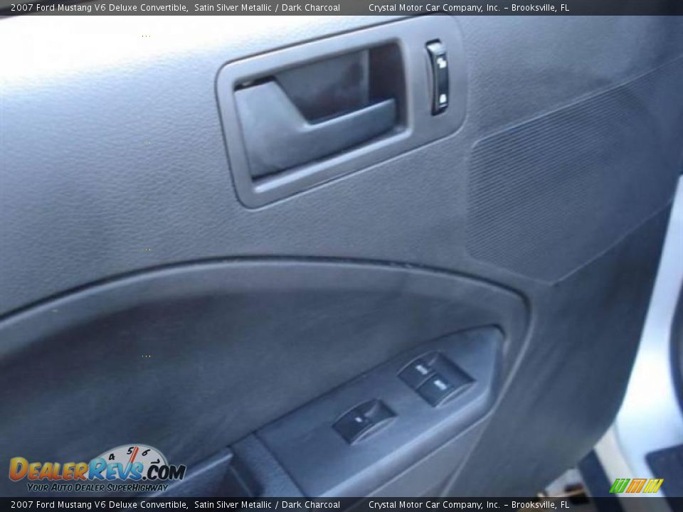 2007 Ford Mustang V6 Deluxe Convertible Satin Silver Metallic / Dark Charcoal Photo #16