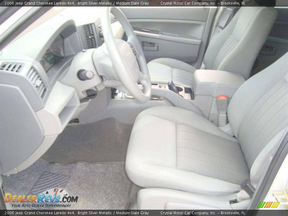 2006 Jeep Grand Cherokee Laredo 4x4 Bright Silver Metallic / Medium Slate Gray Photo #4