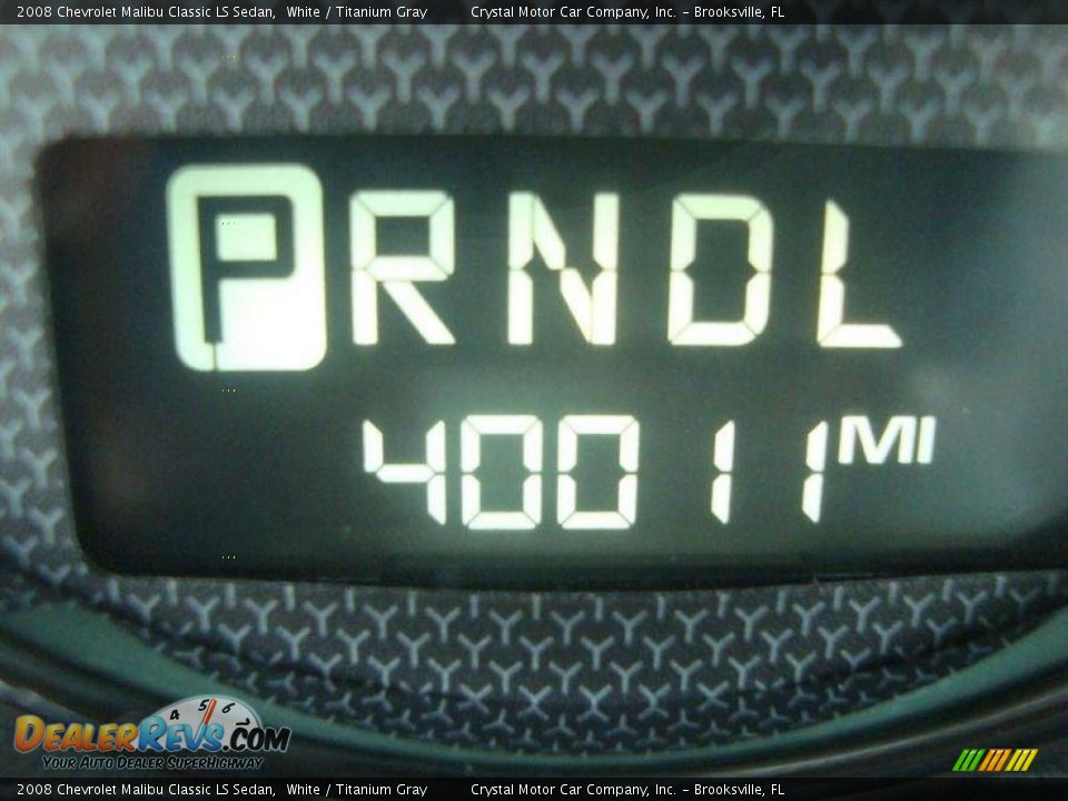 2008 Chevrolet Malibu Classic LS Sedan White / Titanium Gray Photo #17