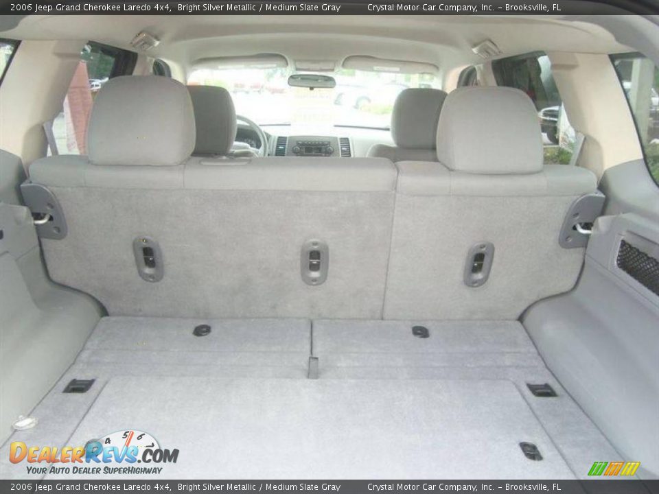 2006 Jeep Grand Cherokee Laredo 4x4 Bright Silver Metallic / Medium Slate Gray Photo #7