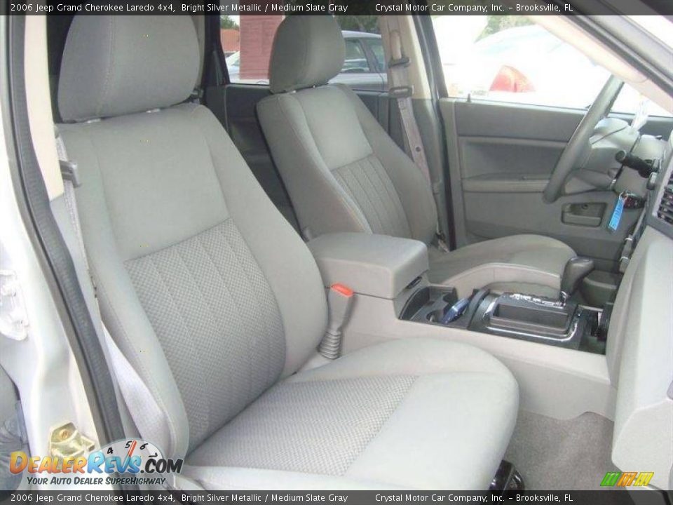 2006 Jeep Grand Cherokee Laredo 4x4 Bright Silver Metallic / Medium Slate Gray Photo #12