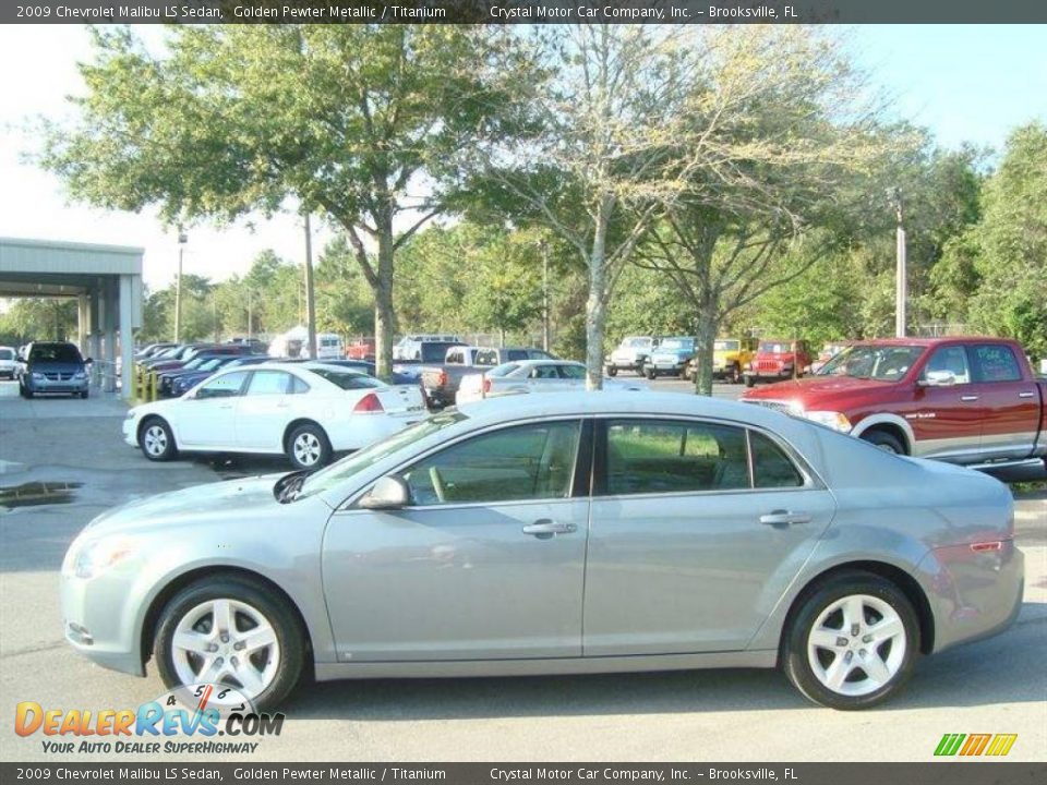 2009 Chevrolet Malibu LS Sedan Golden Pewter Metallic / Titanium Photo #2