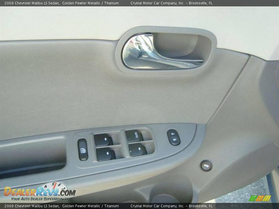 2009 Chevrolet Malibu LS Sedan Golden Pewter Metallic / Titanium Photo #16