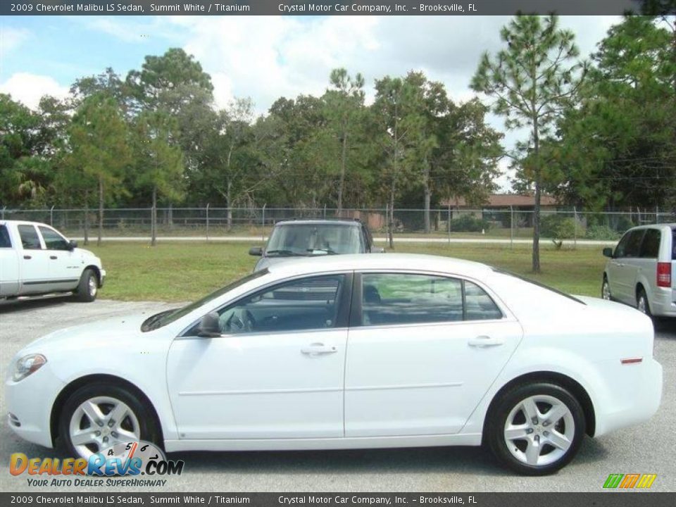 2009 Chevrolet Malibu LS Sedan Summit White / Titanium Photo #2