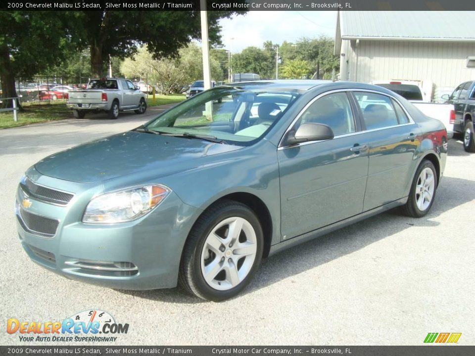 2009 Chevrolet Malibu LS Sedan Silver Moss Metallic / Titanium Photo #1