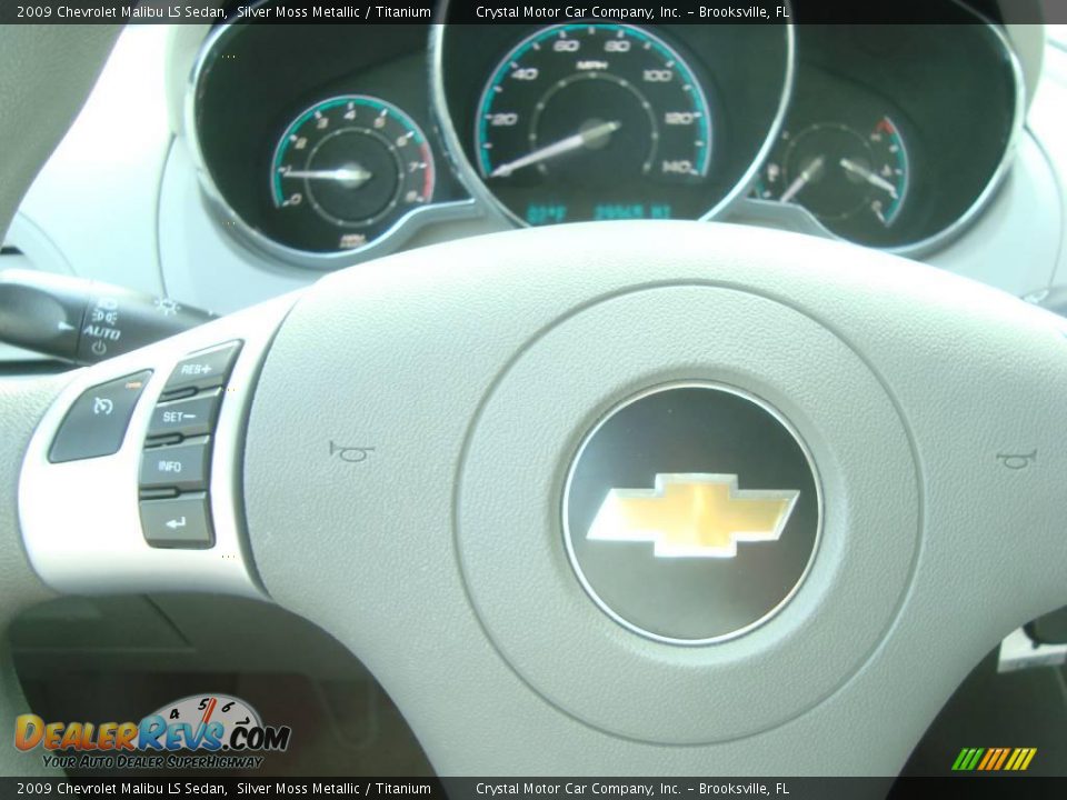 2009 Chevrolet Malibu LS Sedan Silver Moss Metallic / Titanium Photo #20