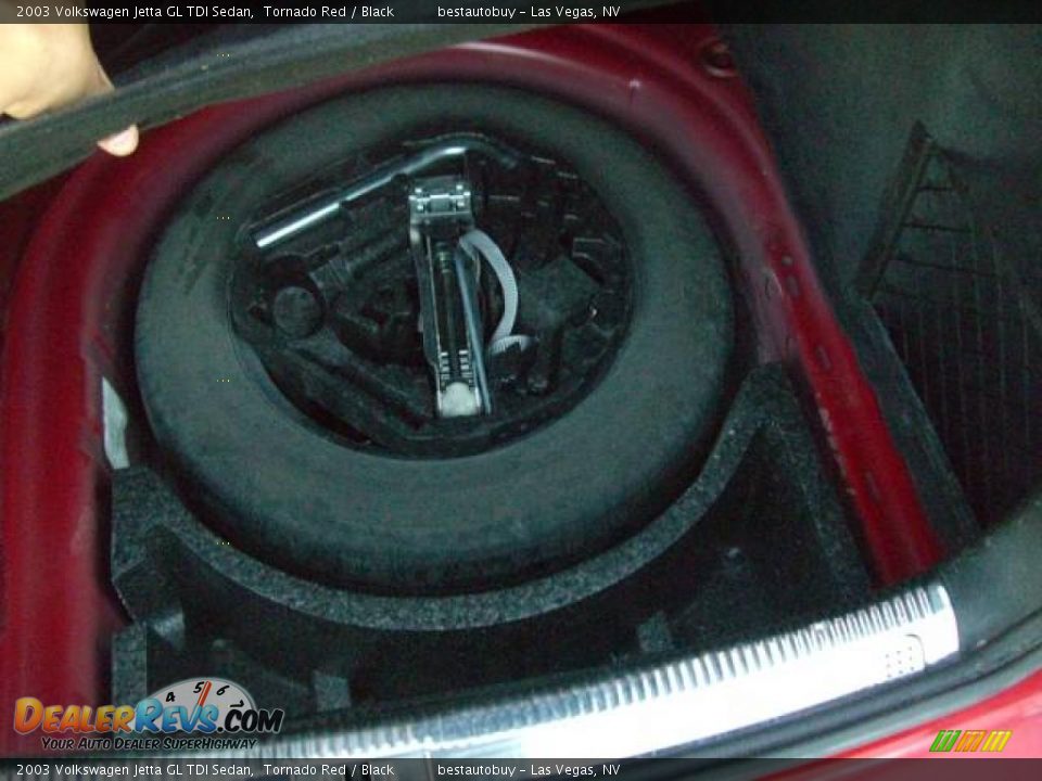2003 Volkswagen Jetta GL TDI Sedan Tornado Red / Black Photo #26
