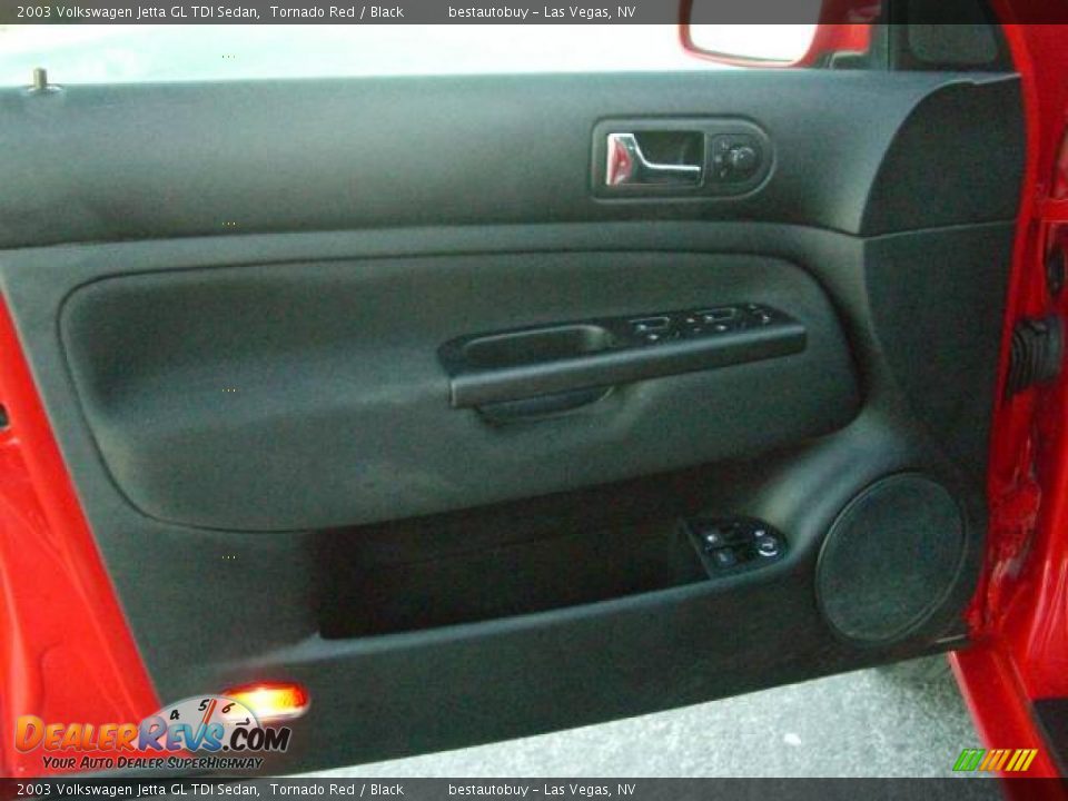 2003 Volkswagen Jetta GL TDI Sedan Tornado Red / Black Photo #34