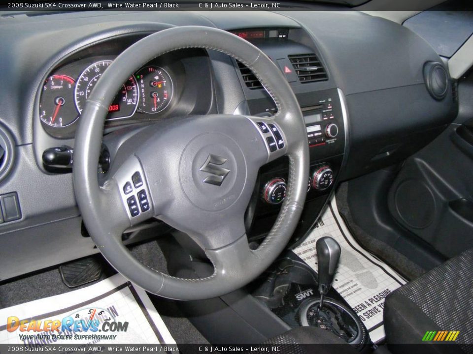 2008 Suzuki SX4 Crossover AWD White Water Pearl / Black Photo #12