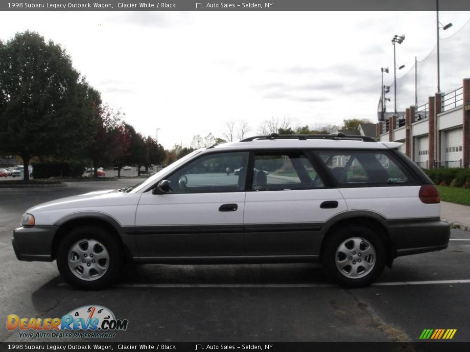 1998 Subaru Legacy Outback Wagon Glacier White / Black Photo #3