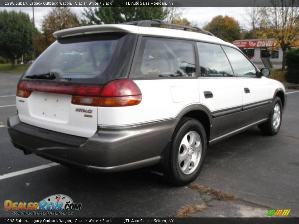 1998 Subaru Legacy Outback Wagon Glacier White / Black Photo #6