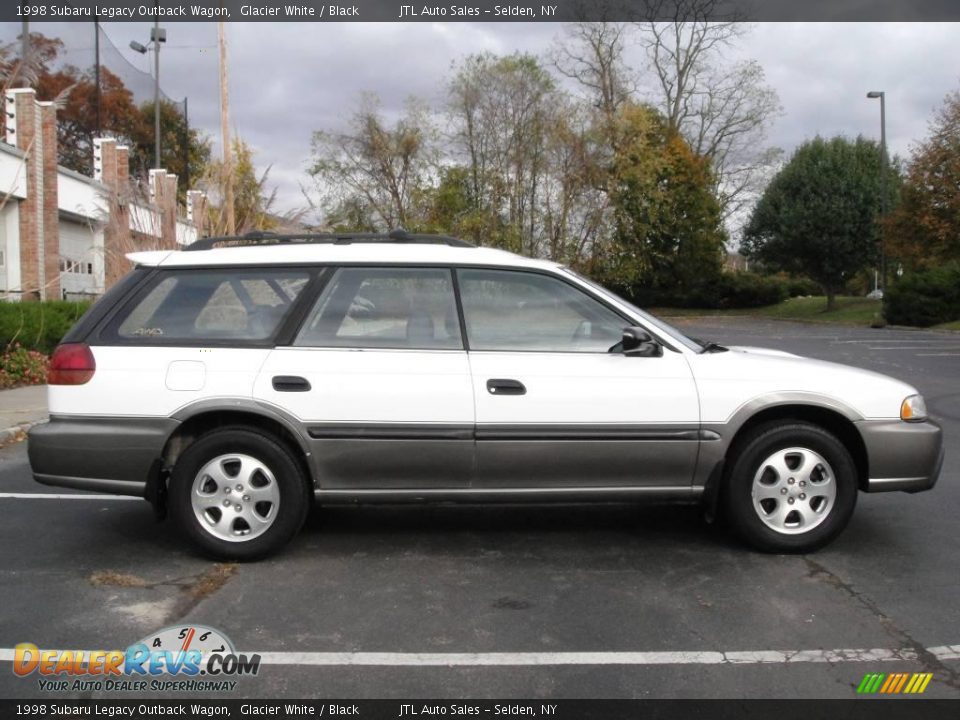 1998 Subaru Legacy Outback Wagon Glacier White / Black Photo #7