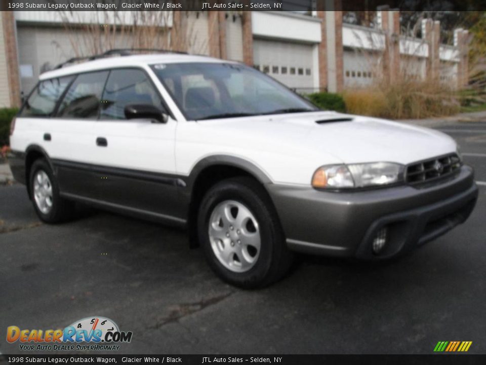 1998 Subaru Legacy Outback Wagon Glacier White / Black Photo #8