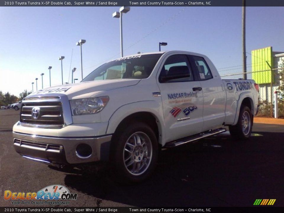 2010 Toyota Tundra X-SP Double Cab Super White / Sand Beige Photo #3