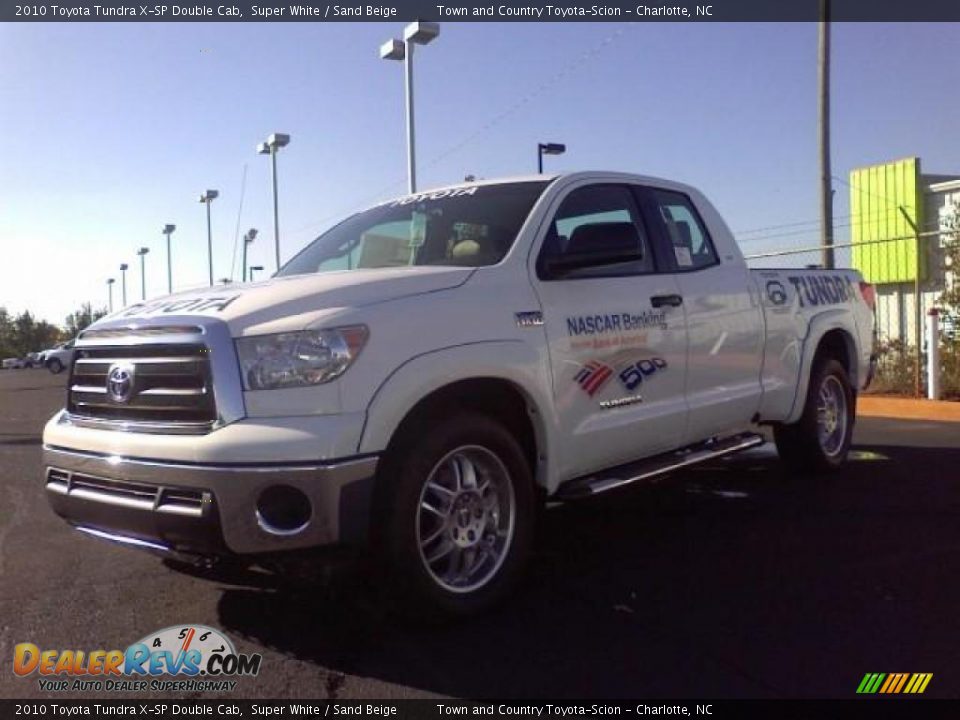 2010 Toyota Tundra X-SP Double Cab Super White / Sand Beige Photo #32