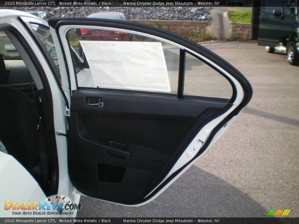 2010 Mitsubishi Lancer GTS Wicked White Metallic / Black Photo #20