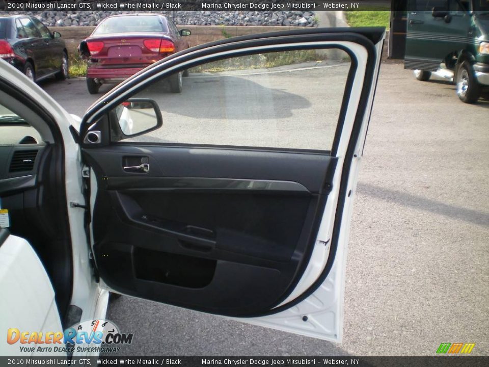 2010 Mitsubishi Lancer GTS Wicked White Metallic / Black Photo #22