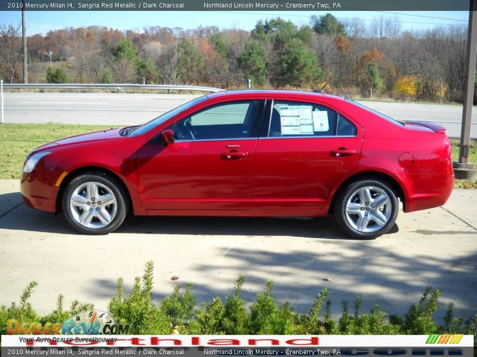 2010 Mercury Milan I4 Sangria Red Metallic / Dark Charcoal Photo #5
