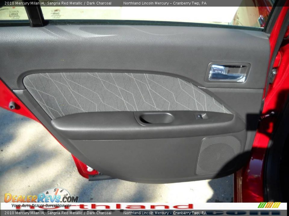 2010 Mercury Milan I4 Sangria Red Metallic / Dark Charcoal Photo #10