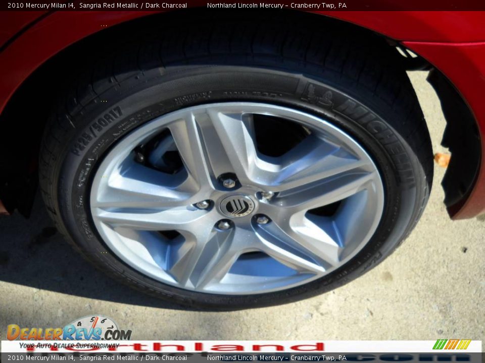 2010 Mercury Milan I4 Sangria Red Metallic / Dark Charcoal Photo #12