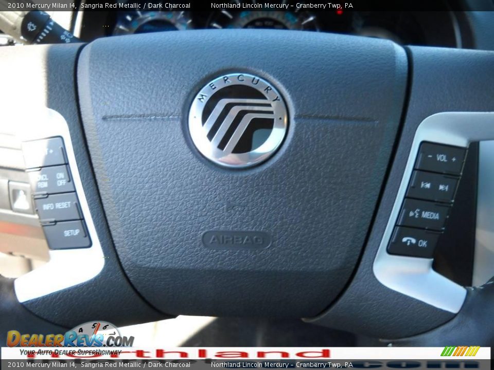 2010 Mercury Milan I4 Sangria Red Metallic / Dark Charcoal Photo #19