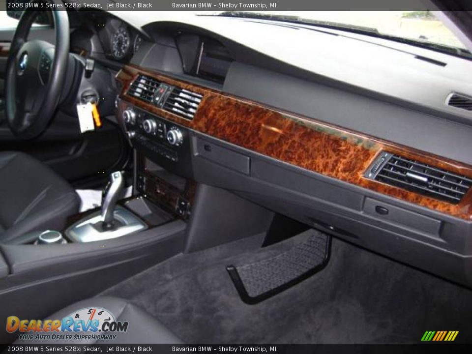 2008 BMW 5 Series 528xi Sedan Jet Black / Black Photo #18