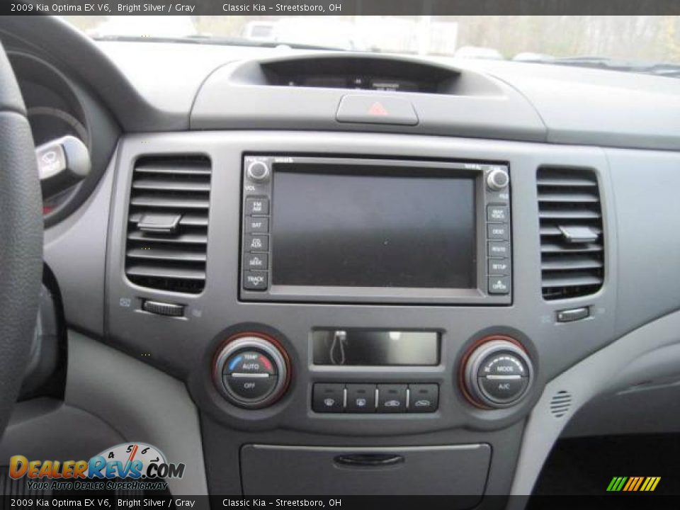 2009 Kia Optima EX V6 Bright Silver / Gray Photo #11